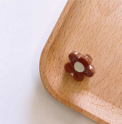 Mini Chocolate Flower Claw Clip